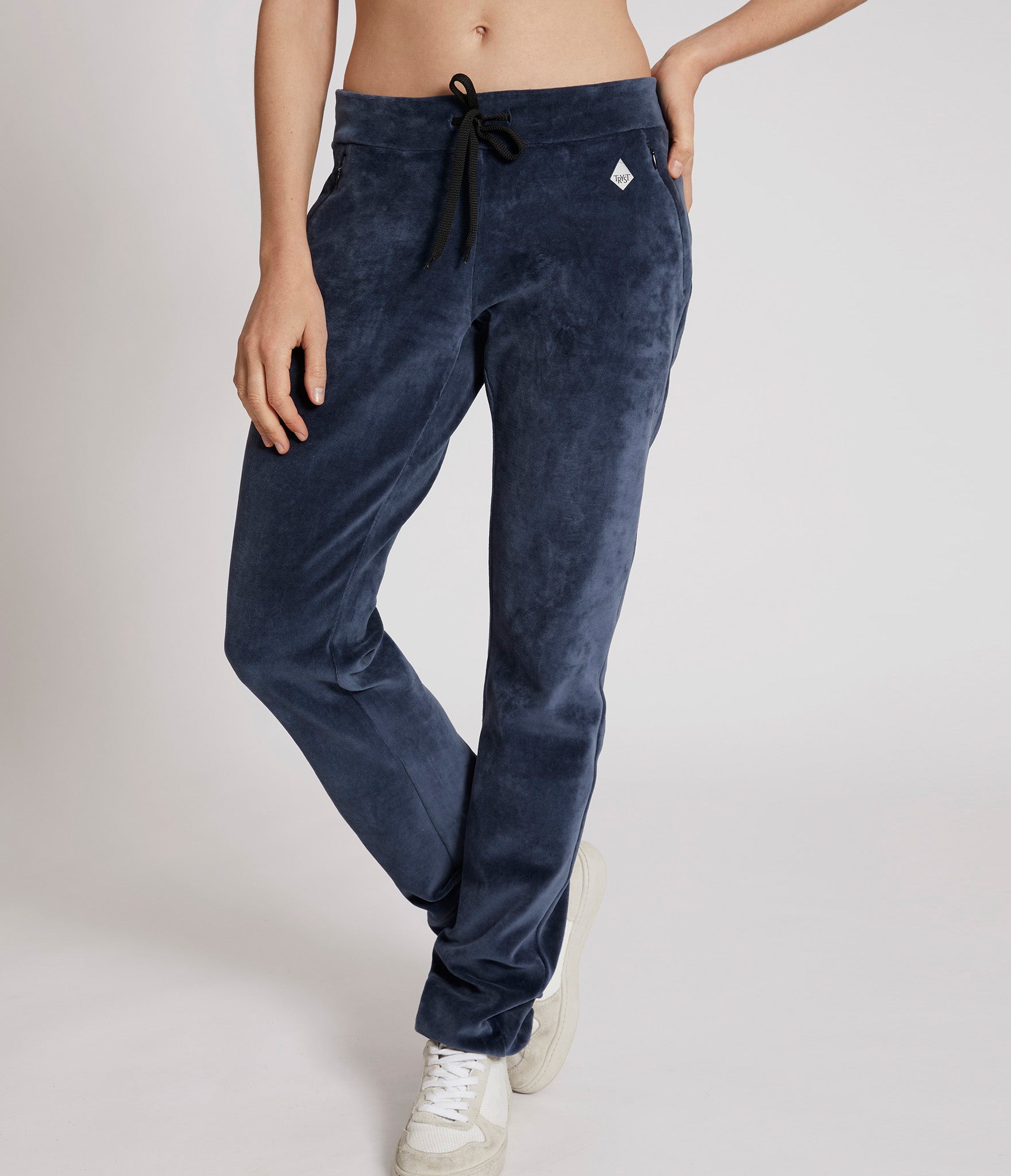 Alma velour trousers</br>Dark navy