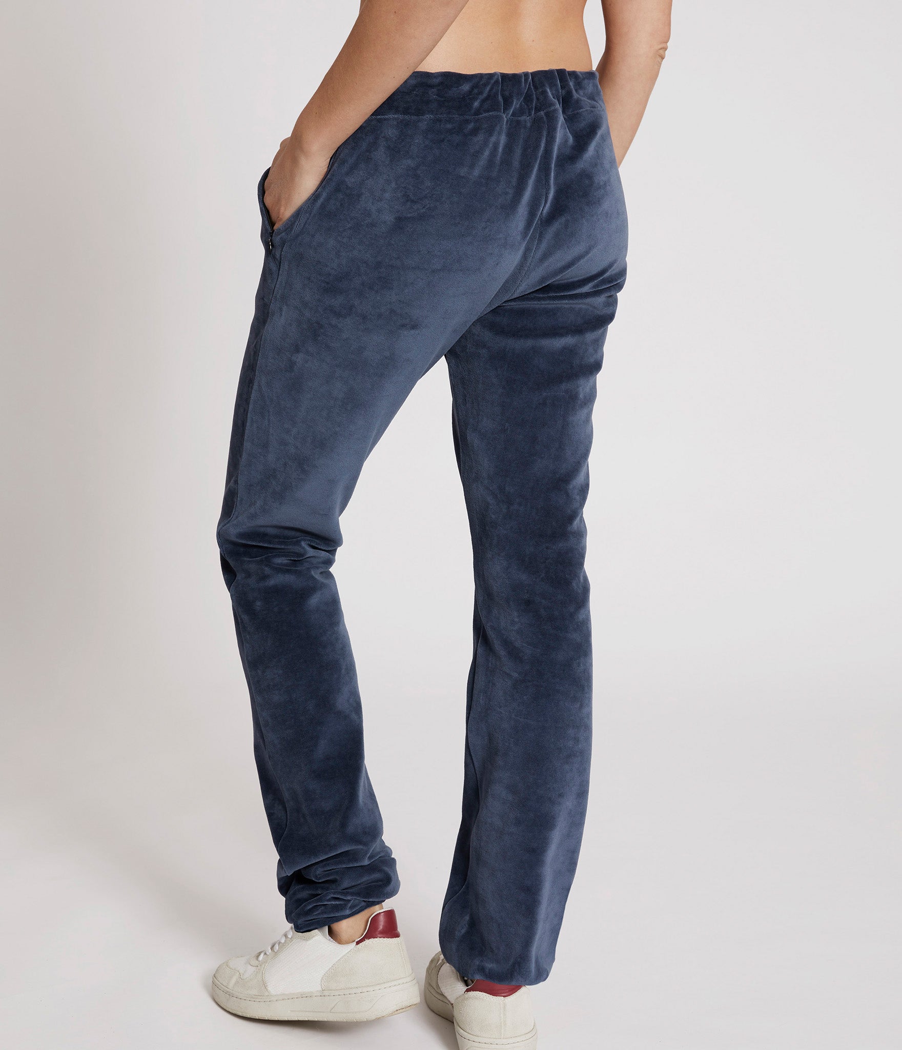 Alma velour trousers</br>Dark navy